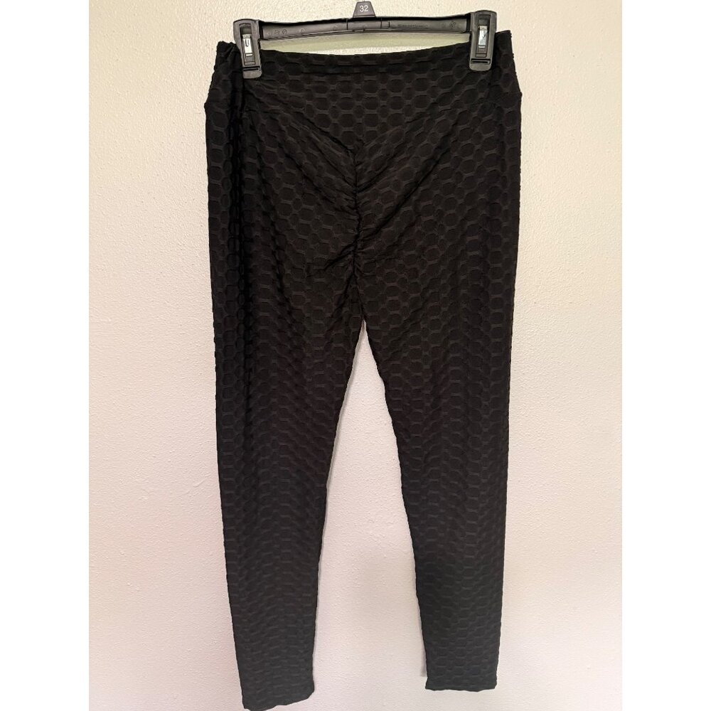 Black Leggings Textured with Butt Lift Gathering Woman's Size L